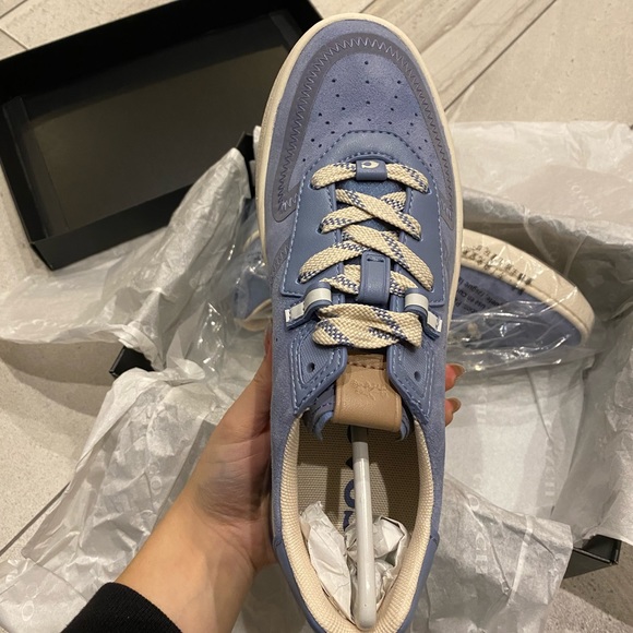 Brand new Coach sneakers! - Picture 3 of 5